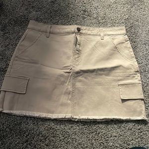Brand new never worn tan cargo skirt